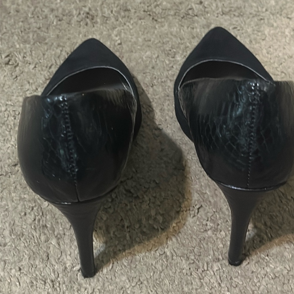 Worthington High heel shoes
